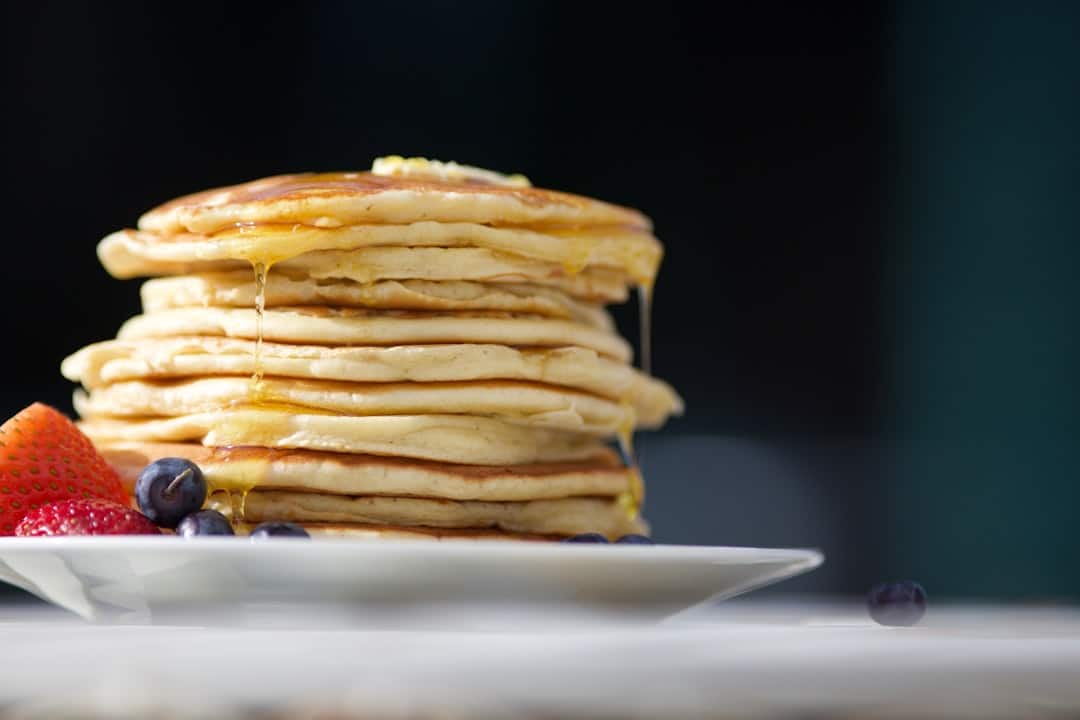 découvrez notre sirop de menthe rafraîchissant, parfait pour agrémenter vos boissons, desserts et collations. profitez d'un goût naturel et irrésistible qui fera pétiller vos recettes !