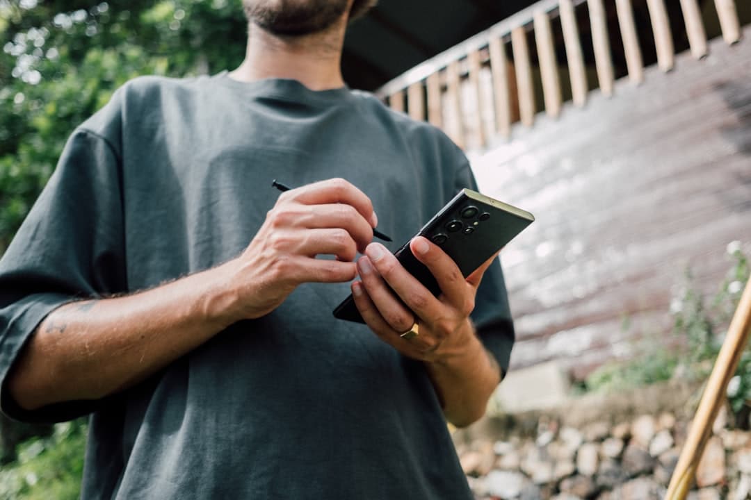 découvrez notre sélection de téléphones haut de gamme alliant performance, design et fonctionnalités avancées. explorez les marques premium et choisissez le modèle qui répond à toutes vos attentes.