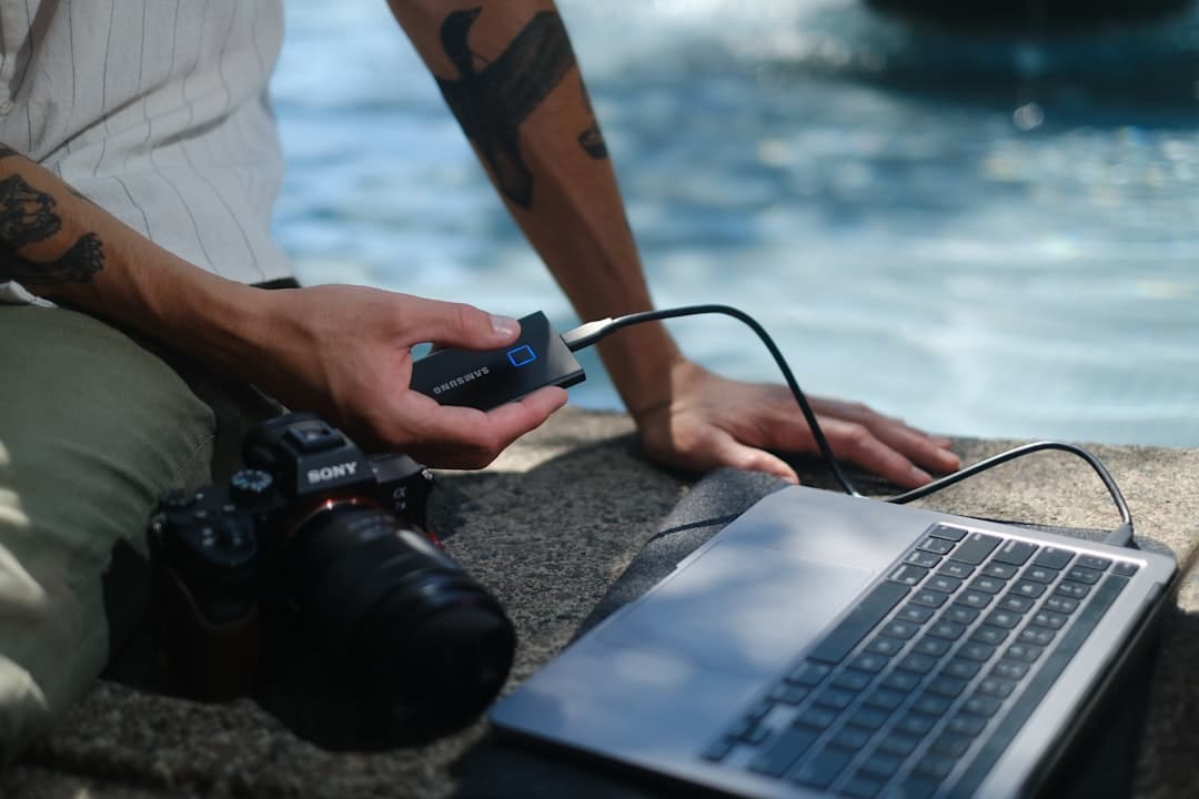 Erfahren Sie, wie Sie das Netflix-Konto einfach und schnell ändern können. Befolgen Sie unsere einfachen Schritte, um zwischen verschiedenen Profilen zu wechseln und Ihre Lieblingsserien und -filme in vollen Zügen zu genießen.